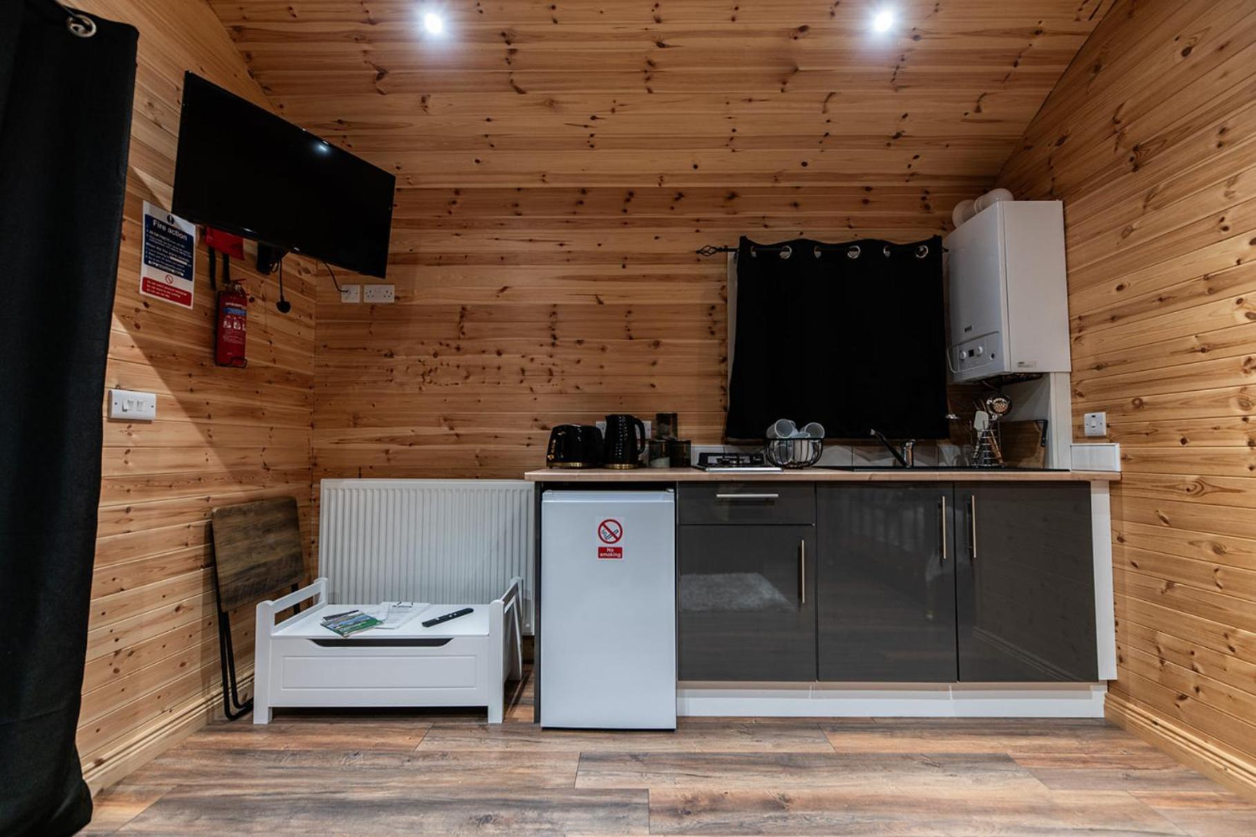 The Hen Harrier - 4 Person Luxury Glamping Cabin Hotel Dungarvan  Buitenkant foto